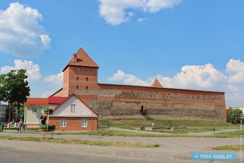 Лидский замок история