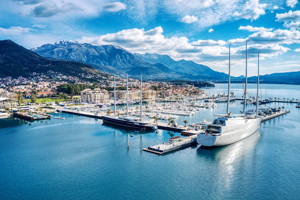 Порто Монтенегро в Тивате Порто Монтенегро